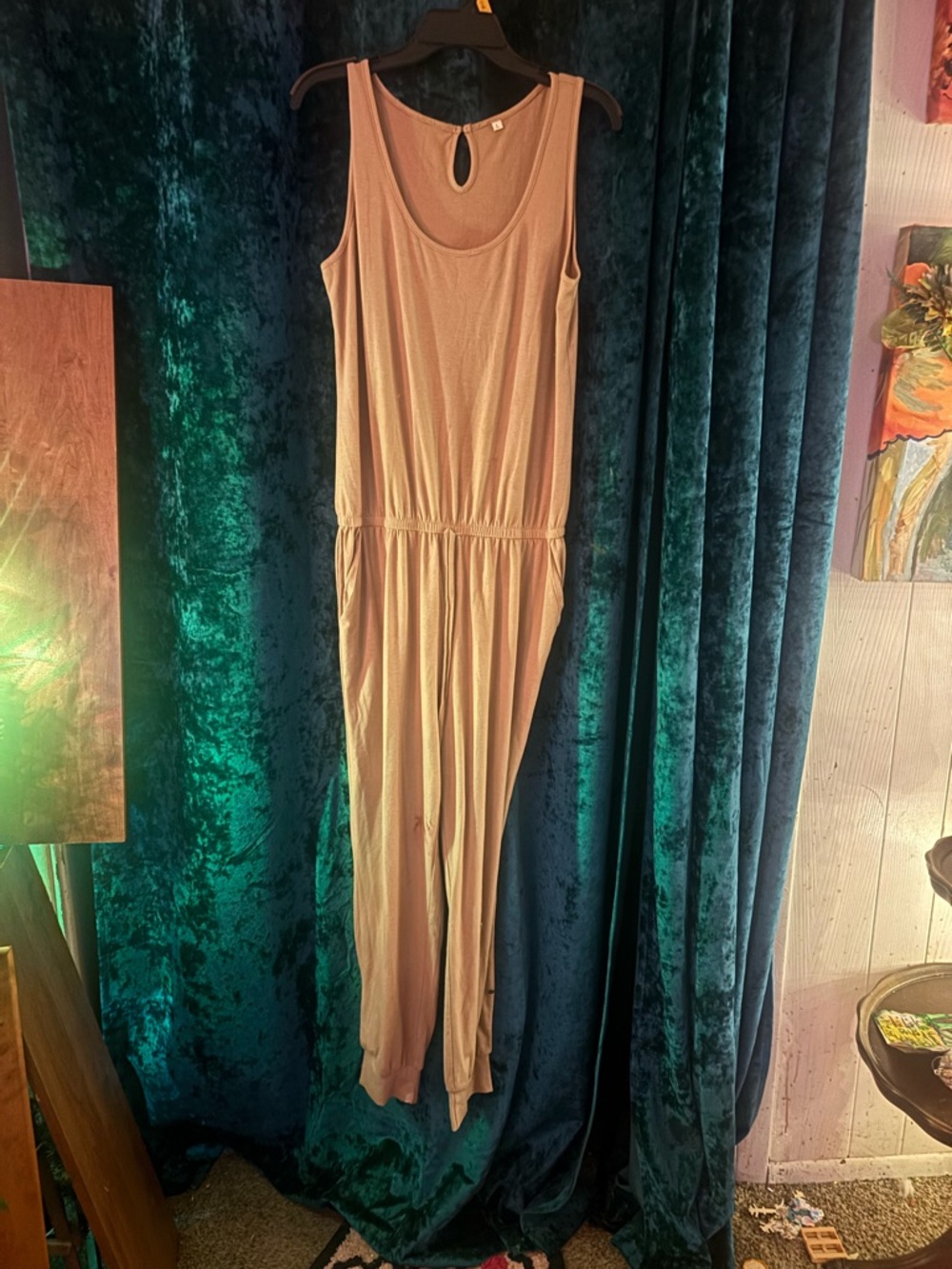 Casual Sleeveless Taupe Jumpsuit with Keyhole Back - Picture 2 of 2